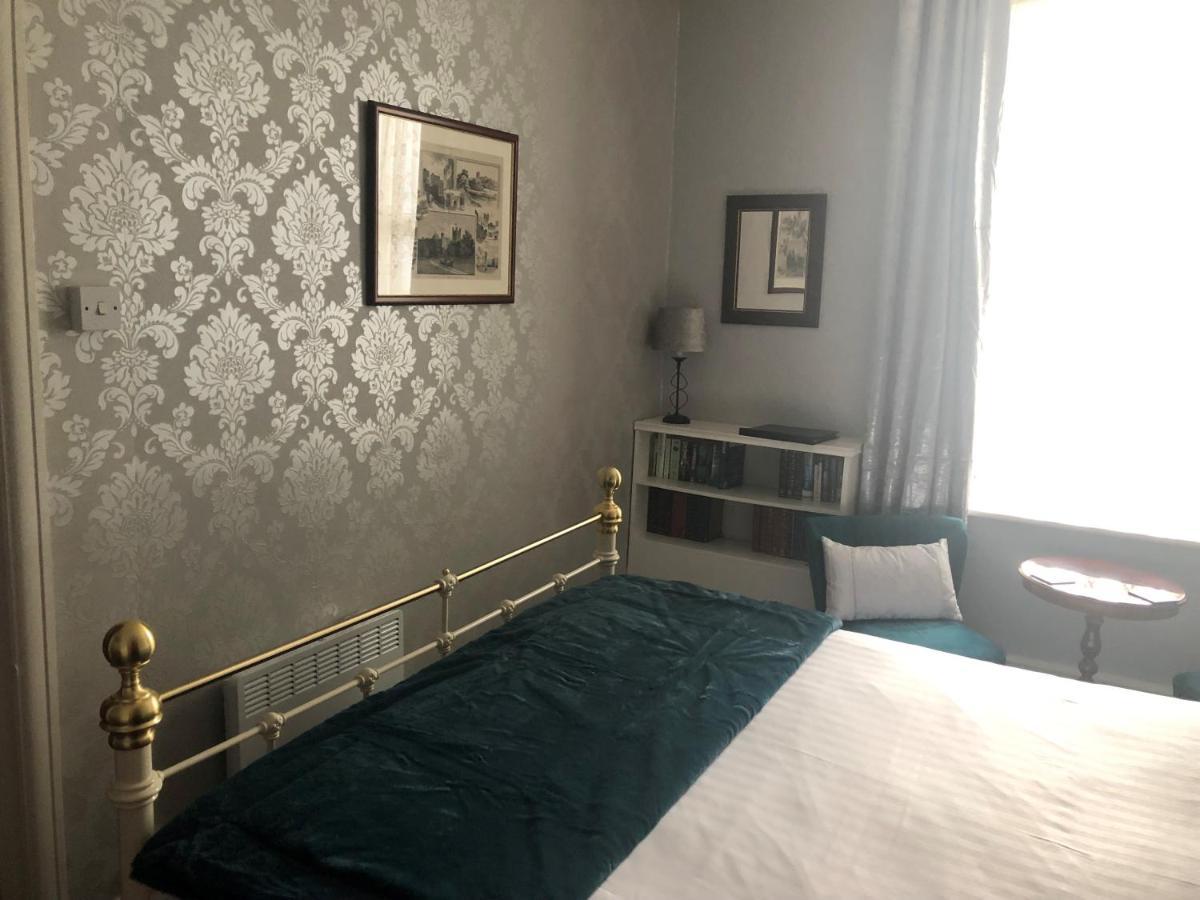 فندق Adcote House (Adults Only) لاندودنو المظهر الخارجي الصورة
