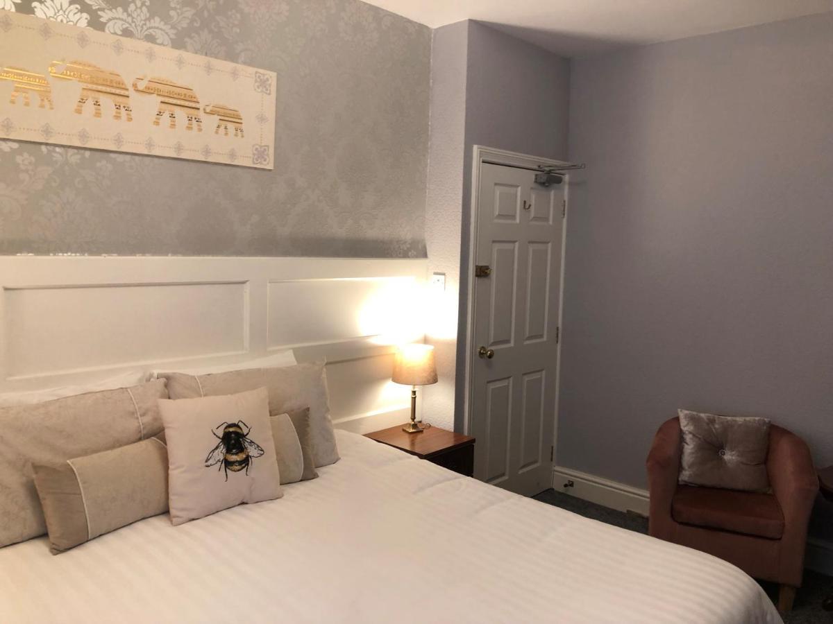 فندق Adcote House (Adults Only) لاندودنو المظهر الخارجي الصورة