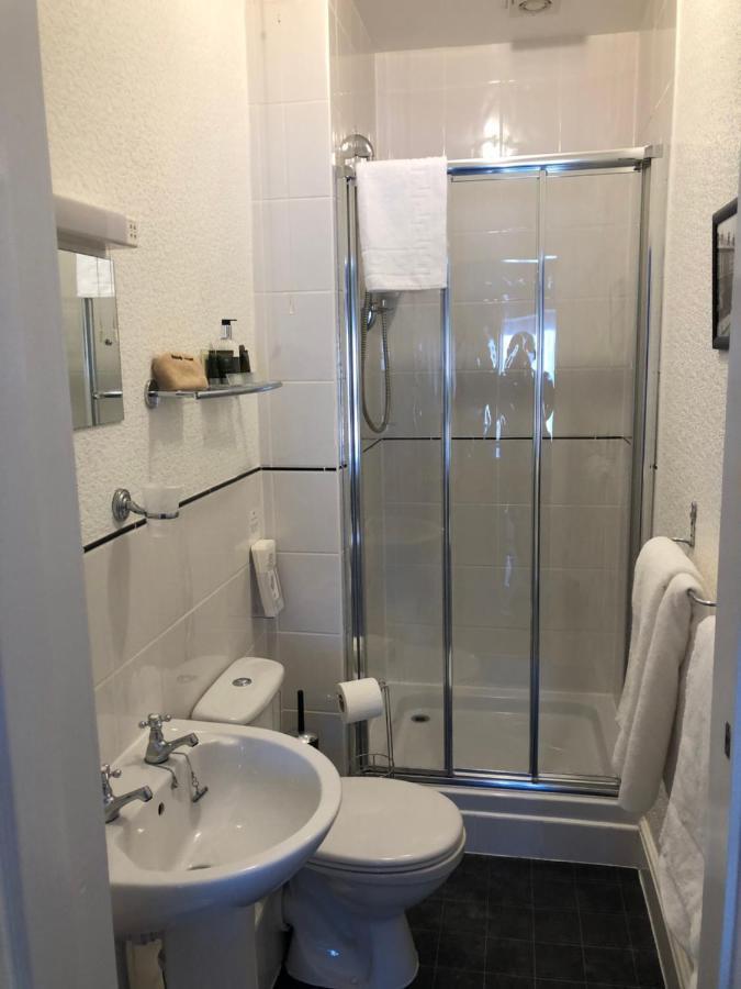 فندق Adcote House (Adults Only) لاندودنو المظهر الخارجي الصورة