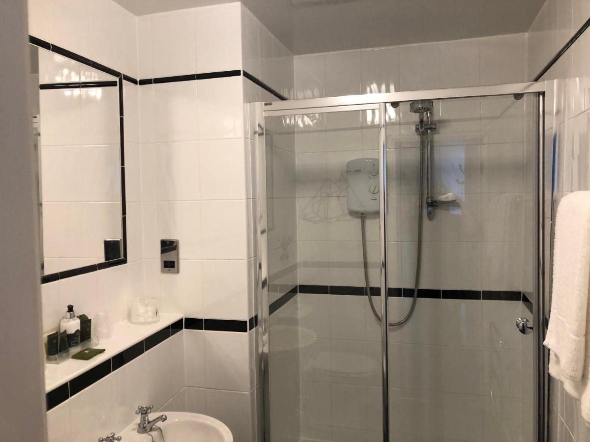 فندق Adcote House (Adults Only) لاندودنو المظهر الخارجي الصورة