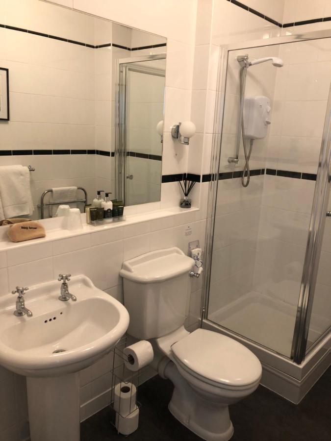 فندق Adcote House (Adults Only) لاندودنو المظهر الخارجي الصورة