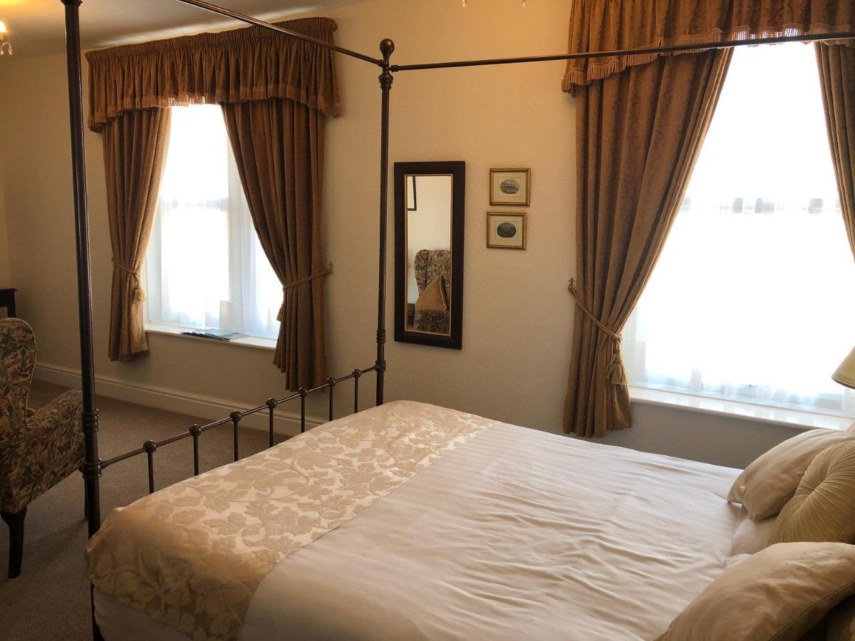 فندق Adcote House (Adults Only) لاندودنو المظهر الخارجي الصورة